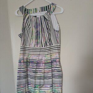 Nine West size 8 abstract print dress